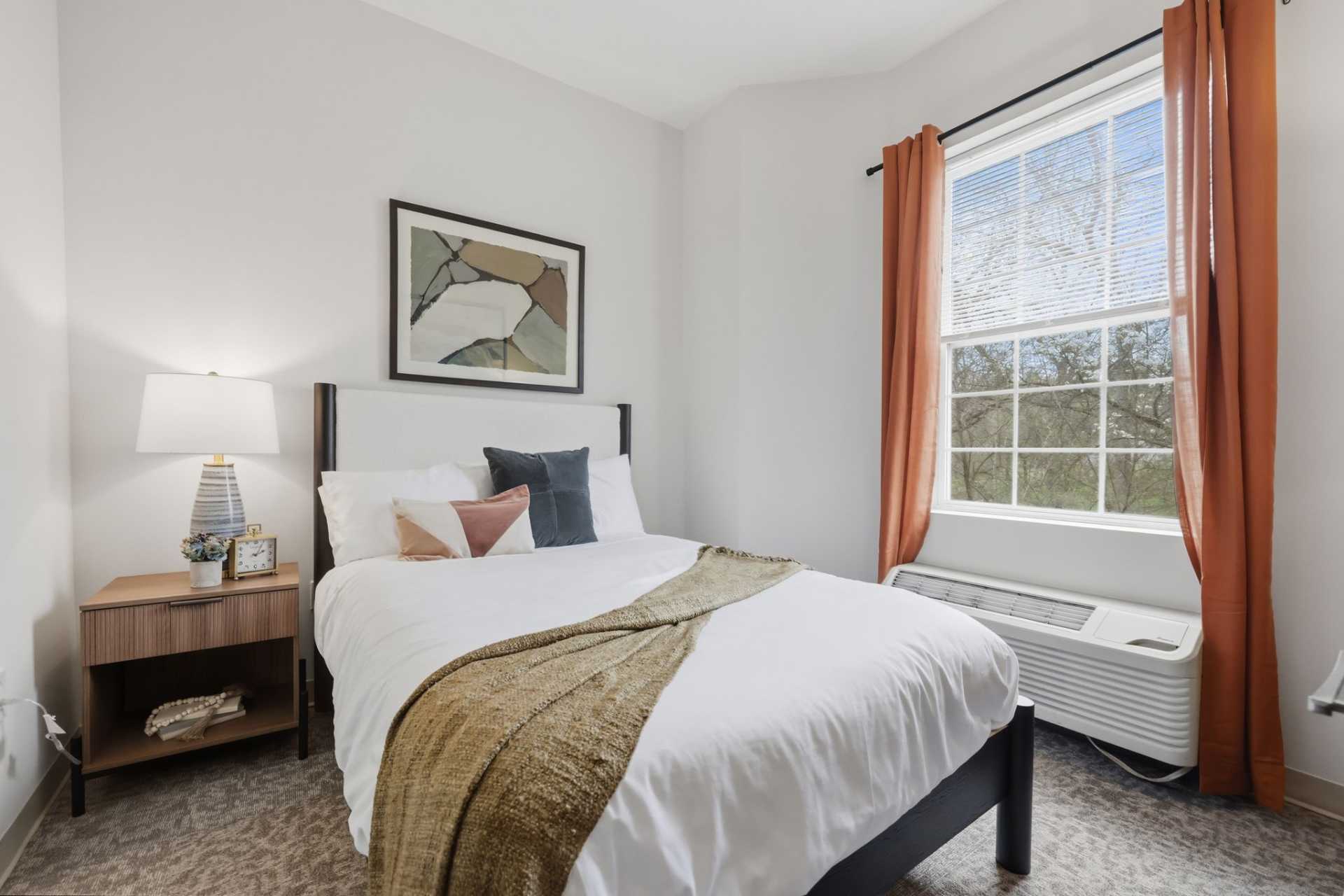 Dresher Estates Model Bedroom